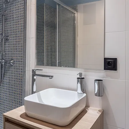 By Olala Homes Πανσιόν 3*