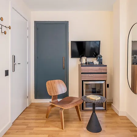By Olala Homes בית הארחה 3*